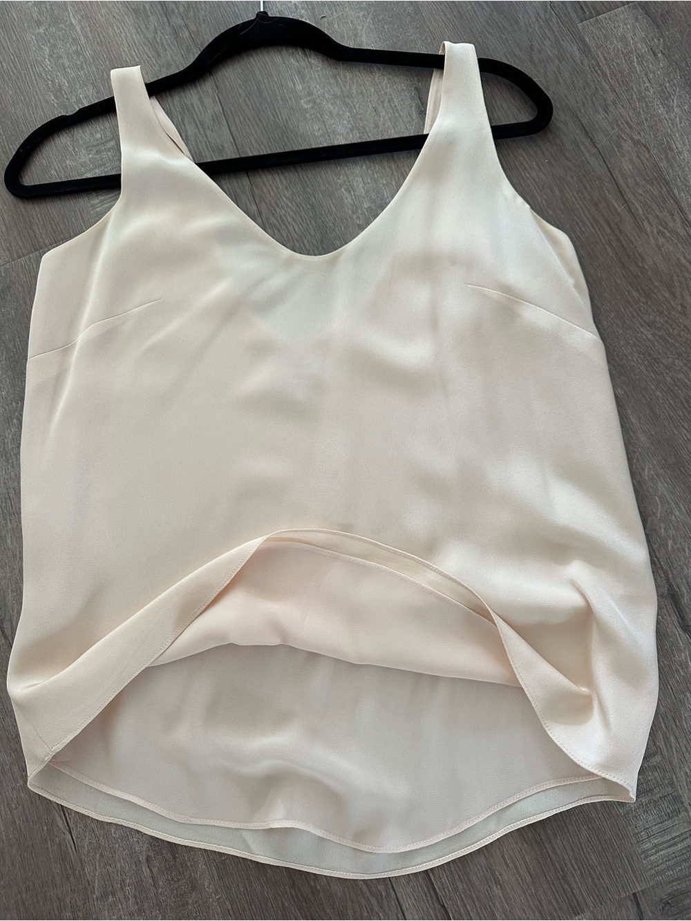 J.Crew Silk Blush V-Neck Sleeveless Tank Top - Picture 2 of 7